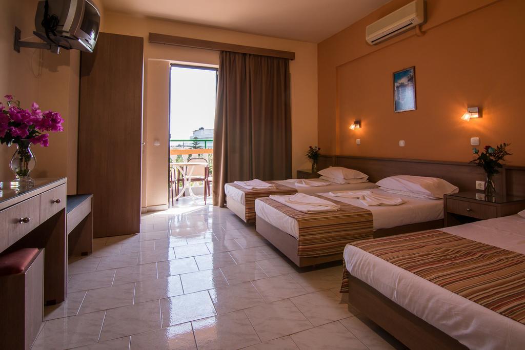 פליראקי Villa George מראה חיצוני תמונה